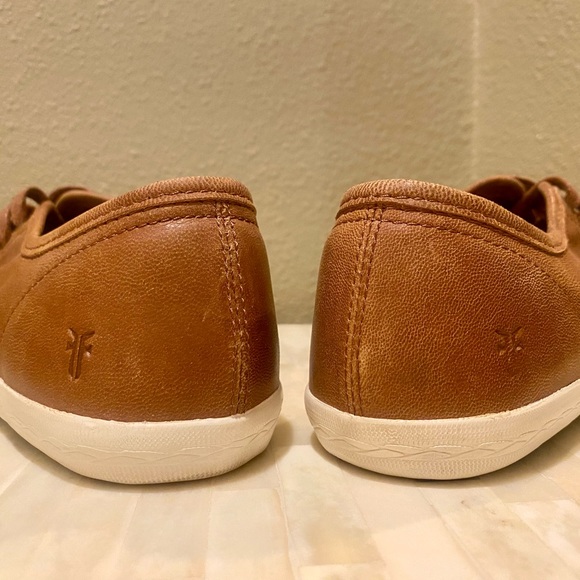 Frye Mindy Low Lace Sneaker - Picture 9 of 15